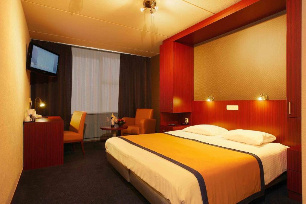 Hotel Parkzicht Veendam Ruang foto